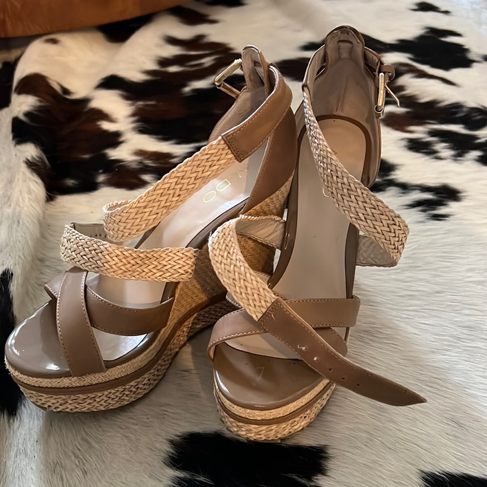 ALDO wedges